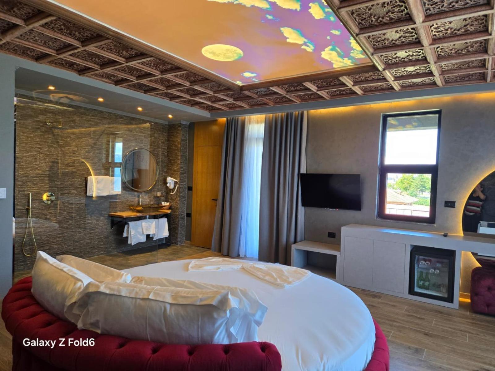 Toka Restaurant 5*
