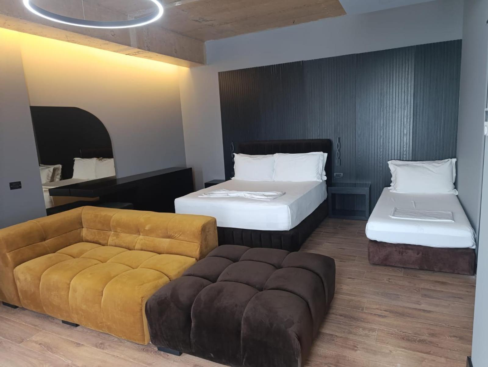 Toka Restaurant 5* Udenisht